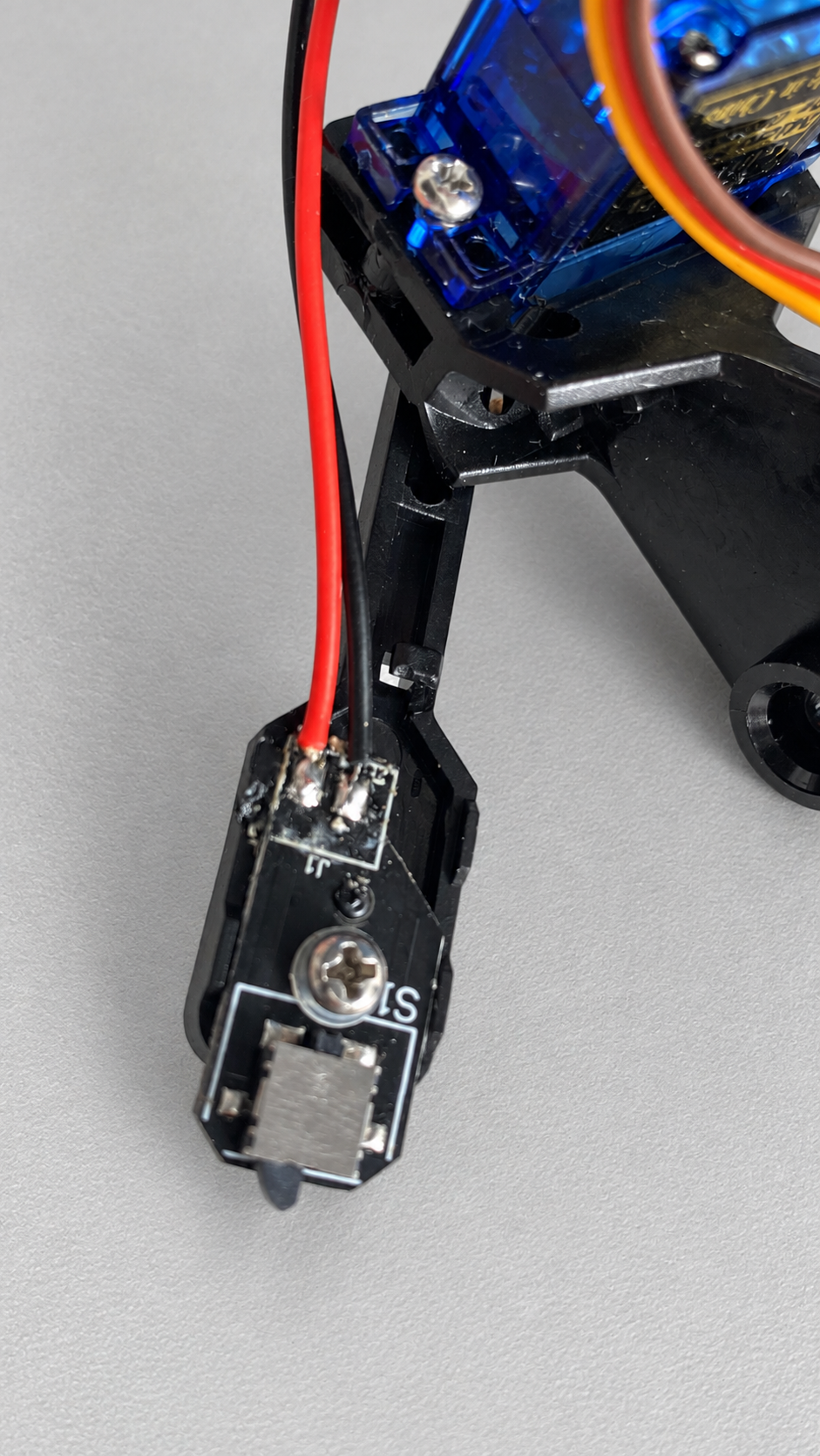 Role para ampliar ou reduzir. Clique duas vezes para restaurar. Detalhe do sensor